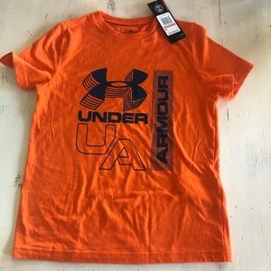 Boys Under Armour cotton Tee size S